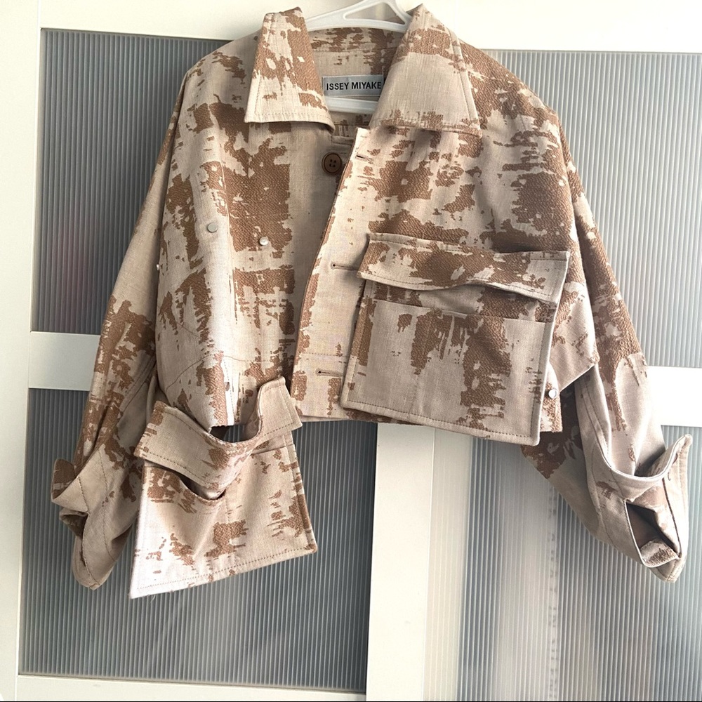 Issey Miyake cropped jacket